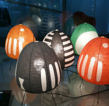 Noguchi Table Lamp 1AT by Akari Table Lamps Noguchi Table Lamp 1AT by Akari Table Lamps