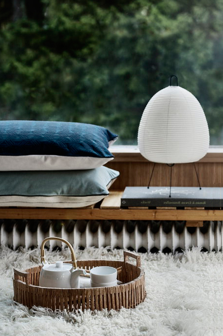 Noguchi Table Lamp 1A by Akari Starck Clocks Noguchi Table Lamp 1A by Akari Starck Clocks