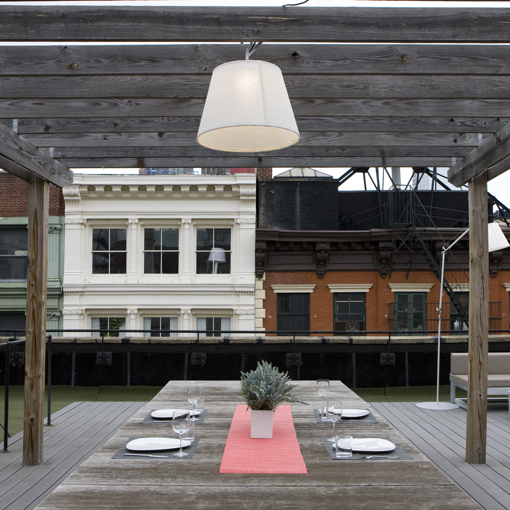 Tolomeo Mega Outdoor Hook Lamp by Artemide Lamps Tolomeo Mega Outdoor Hook Lamp by Artemide Lamps