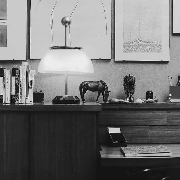 Alfa Table Lamp by Artemide Lamps Alfa Table Lamp by Artemide Lamps