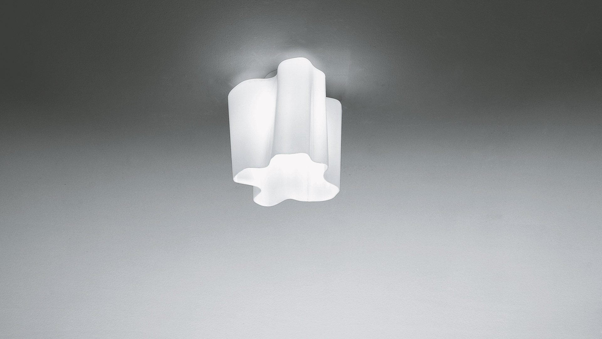 Logico Single Ceiling Lamp by Artemide Wall Lamps Logico Single Ceiling Lamp by Artemide Wall Lamps