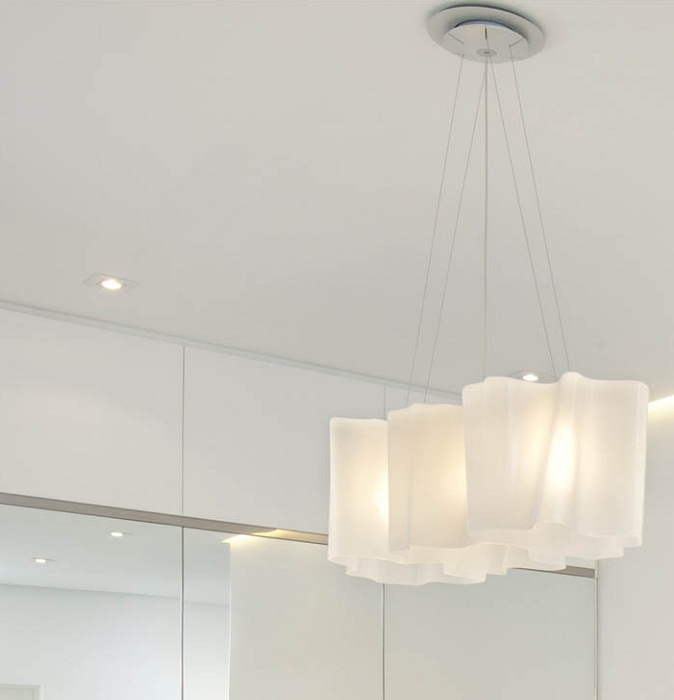 Logico Triple Pendant Lamp by Artemide Lamps Logico Triple Pendant Lamp by Artemide Lamps