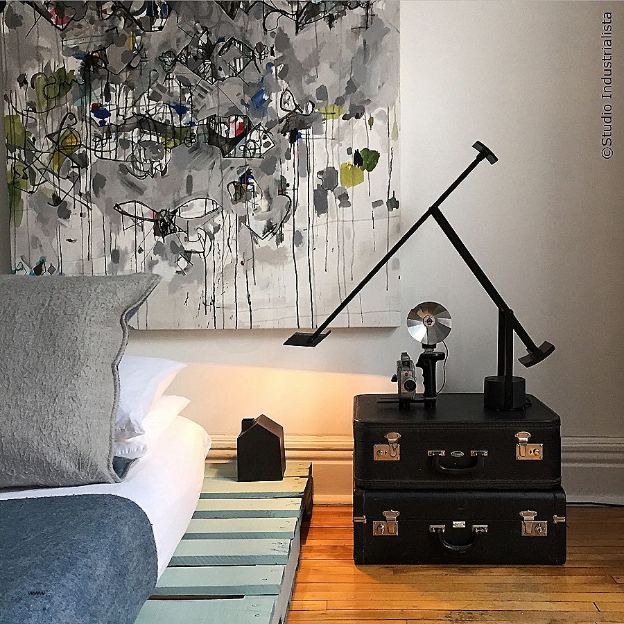 Tizio Table Lamp by Artemide Lamps Tizio Table Lamp by Artemide Lamps