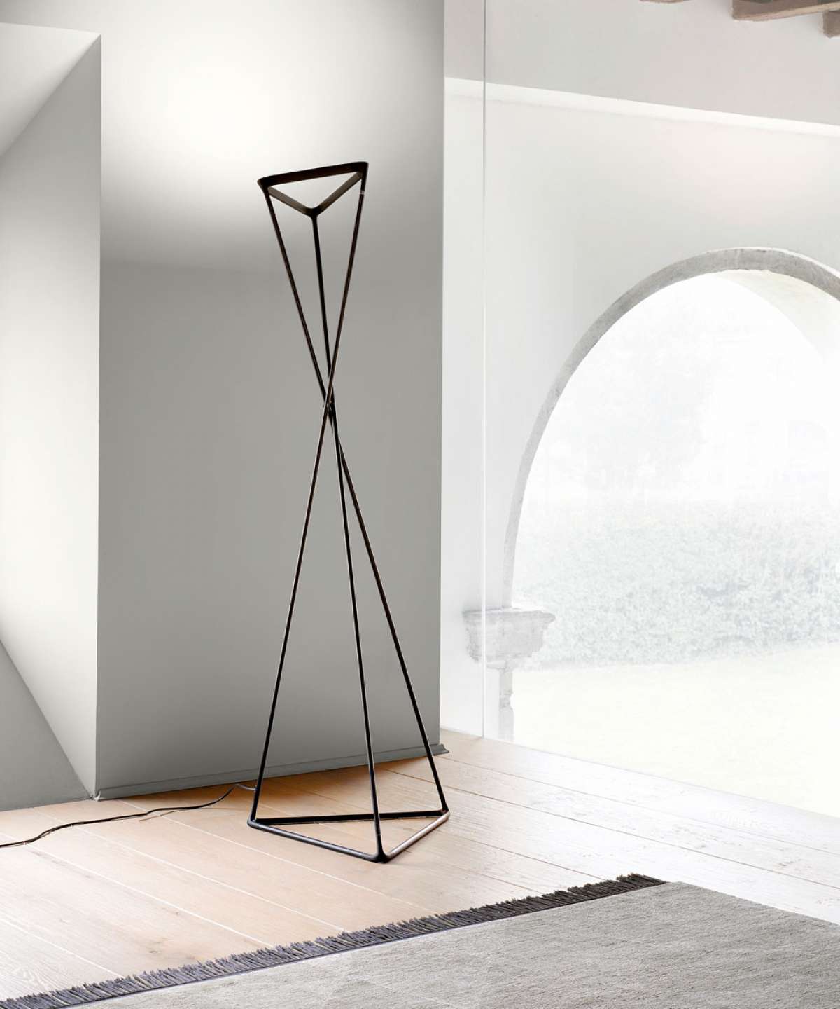 Tango Floor Lamp by LucePlan Floor Lamps Tango Floor Lamp by LucePlan Floor Lamps