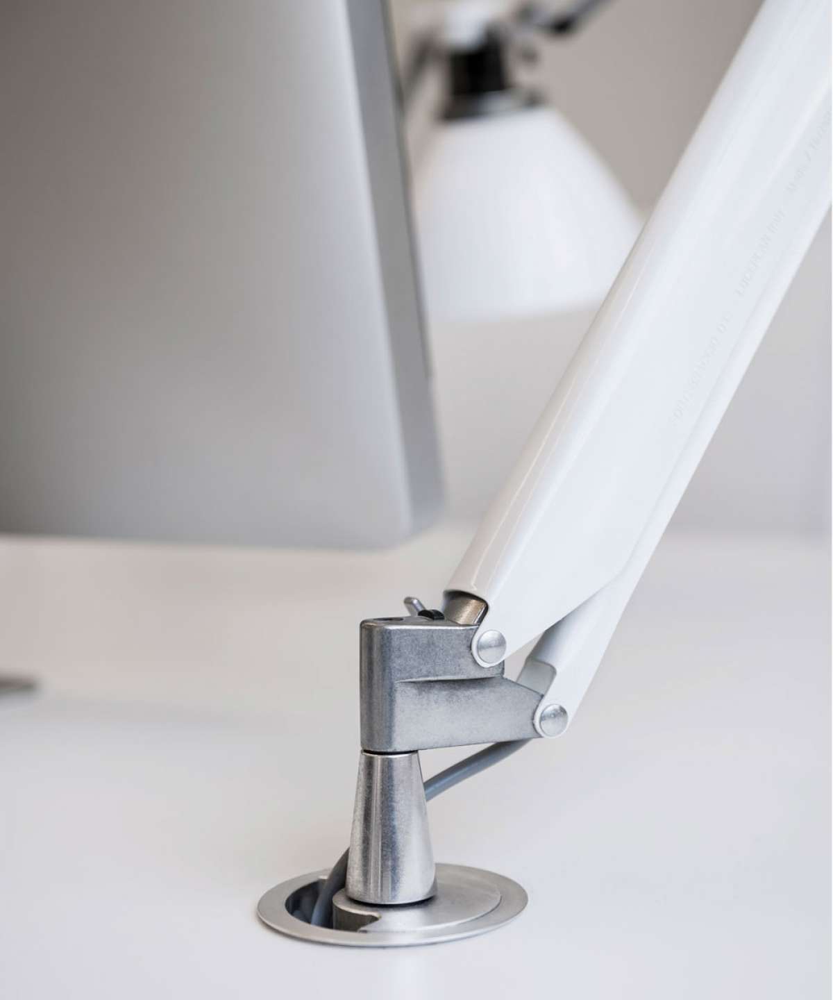 Fortebraccio Task Lamp by LucePlan Lamps