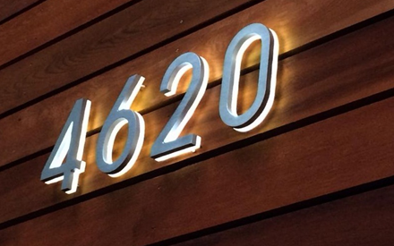 Modern 8" Backlit Led House Numbers by Luxello LED Signage Modern 8" Backlit Led House Numbers by Luxello LED Signage