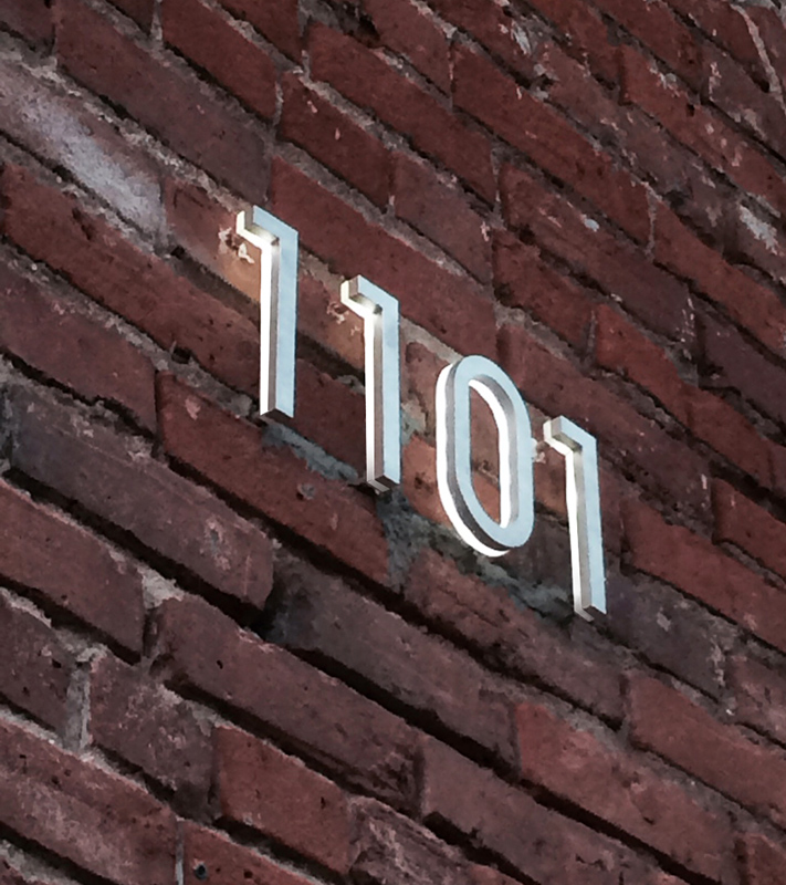 Modern 8" Backlit Led House Numbers by Luxello LED Signage Modern 8" Backlit Led House Numbers by Luxello LED Signage