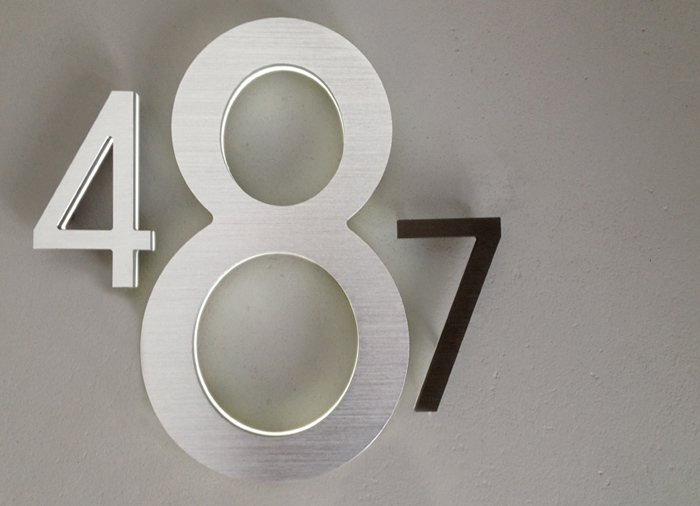 Modern 8" Backlit Led House Numbers by Luxello LED Signage Modern 8" Backlit Led House Numbers by Luxello LED Signage