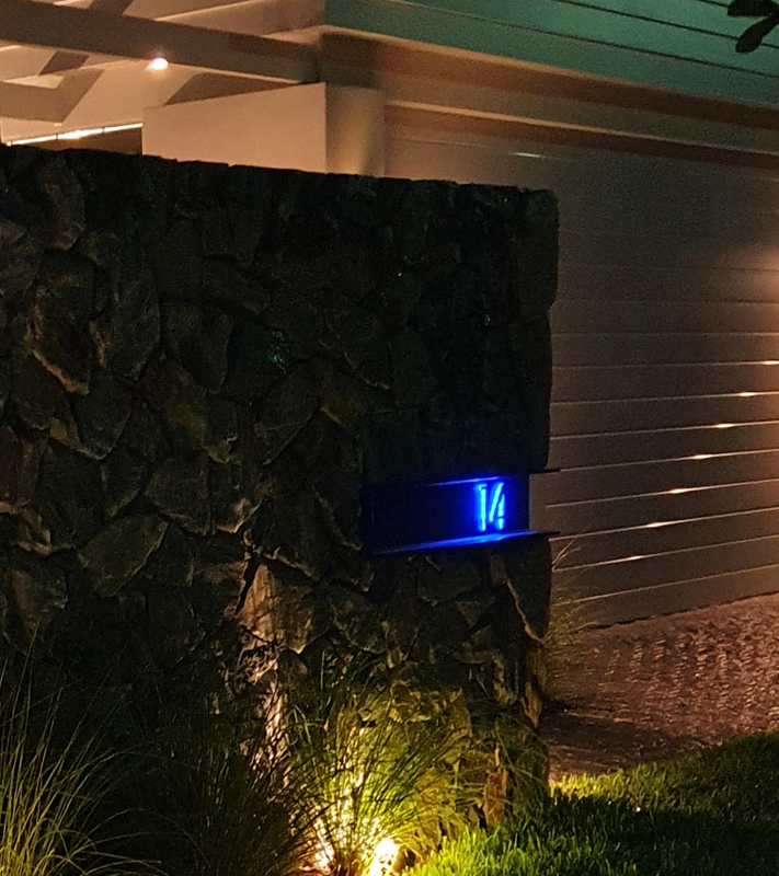Modern 8" Backlit Led House Numbers by Luxello LED Signage Modern 8" Backlit Led House Numbers by Luxello LED Signage