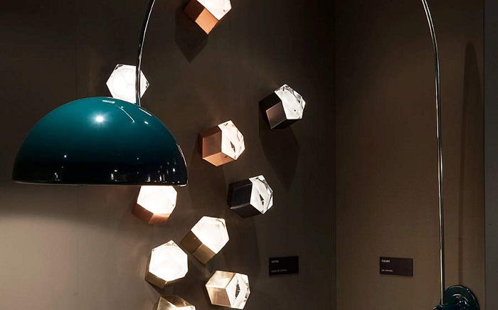 Astro Wall Lamp by Oluce Lamps Astro Wall Lamp by Oluce Lamps