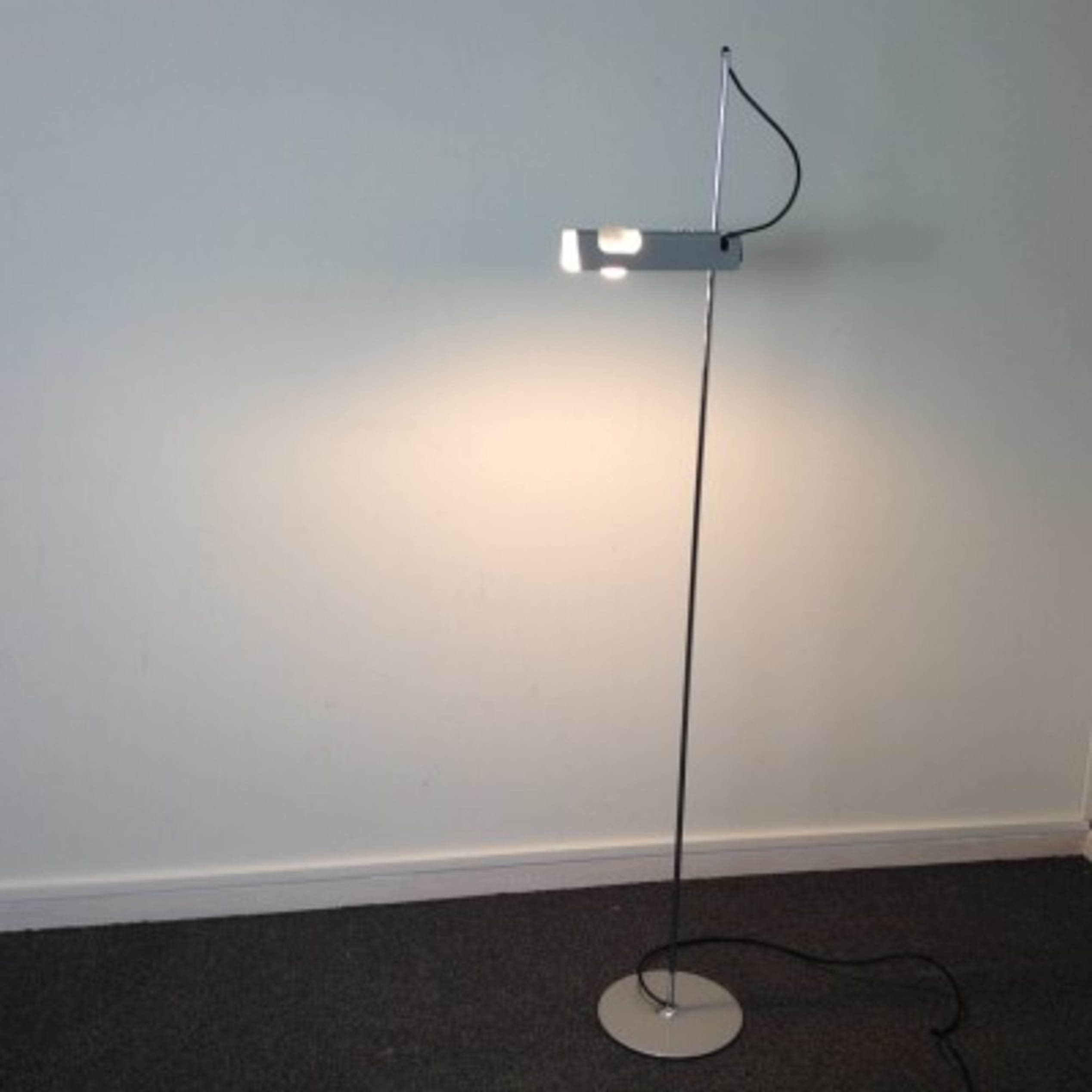 Spider Floor Lamp by Oluce Floor Lamps Spider Floor Lamp by Oluce Floor Lamps