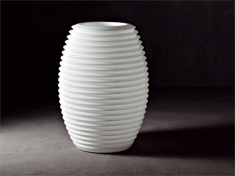 Top Pot Hard Outdoor Pot by Serralunga Planters Round Top Pot Hard Outdoor Pot by Serralunga Planters Round