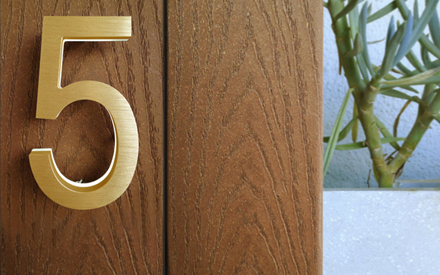 LUXELLO | MODERN BRASS LED HOUSE NUMBERS 5